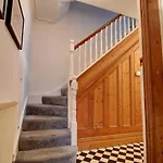 Casa vacanze Spacious Victorian Townhouse Near Hcc With Off Street Parking